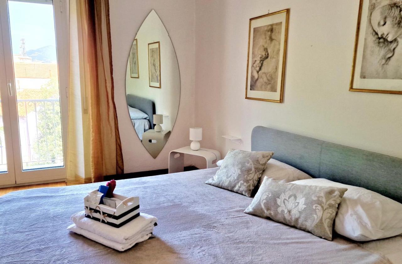 Appartamento La casa in centro Olbia Esterno foto