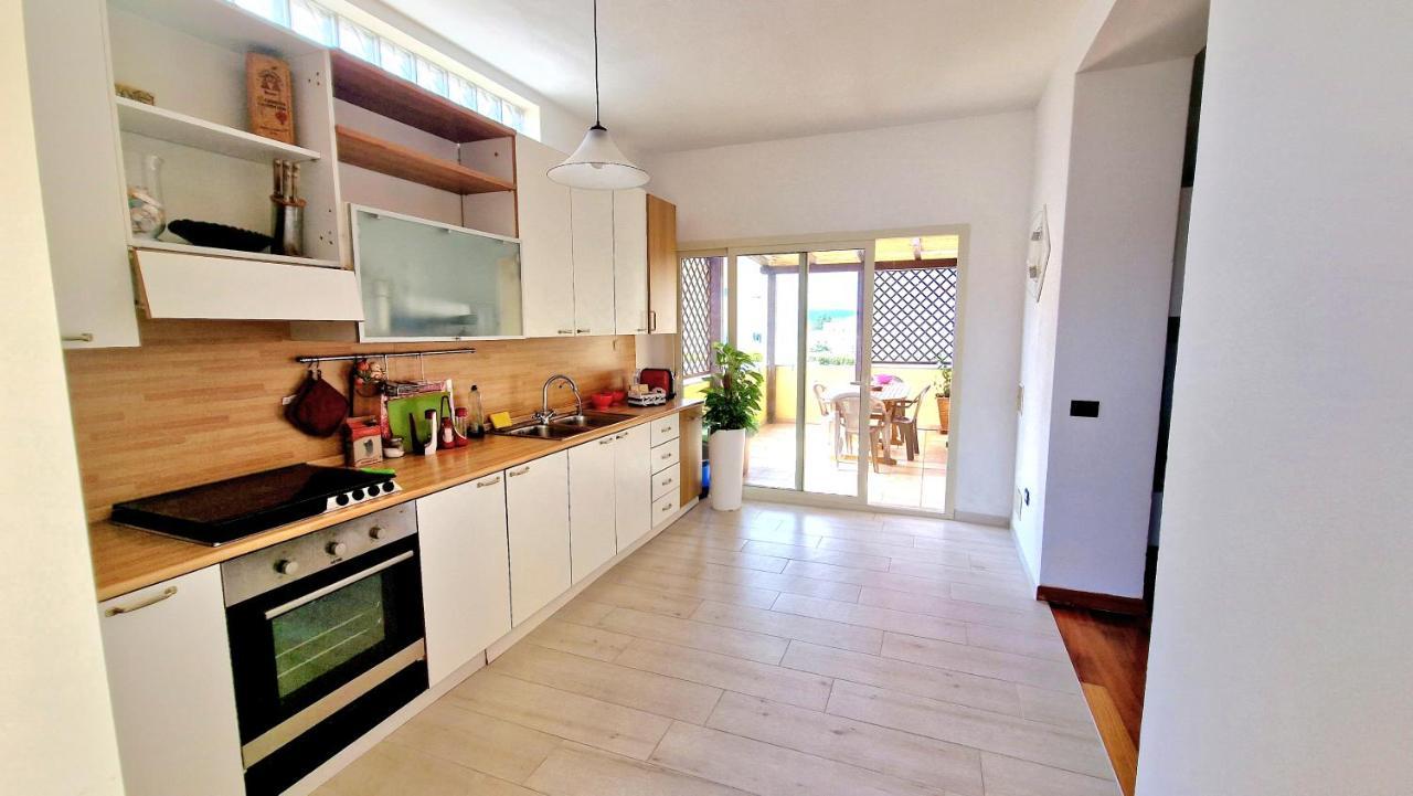 Appartamento La casa in centro Olbia Esterno foto