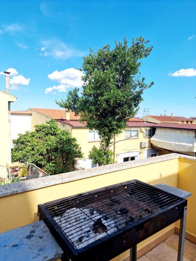 Appartamento La casa in centro Olbia Esterno foto